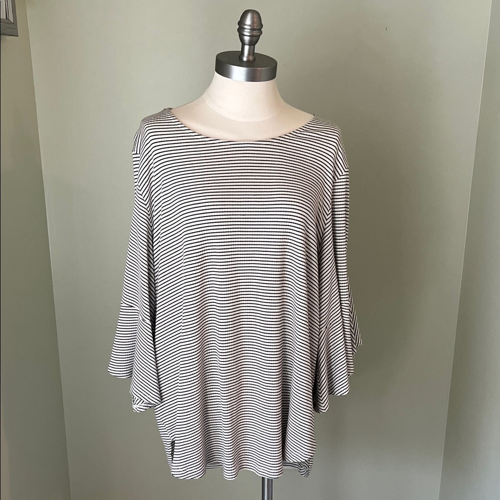 Pleione Black and White Striped Tunic Top